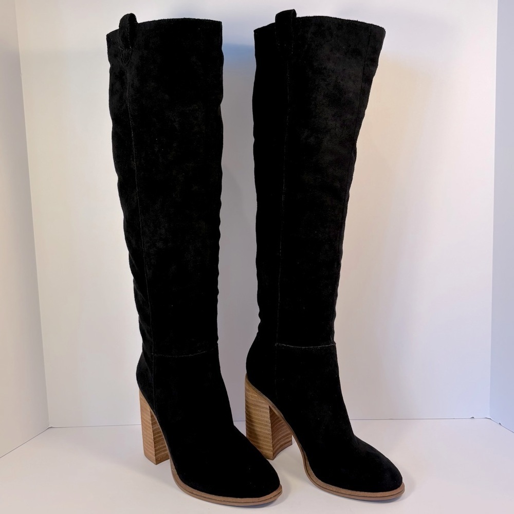Tall Black Faux Suede Boot with Stacked 3.5”Heel Sz 6 Boho Festival Western